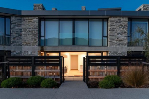Central Wanaka Lakeside Condo, Wanaka